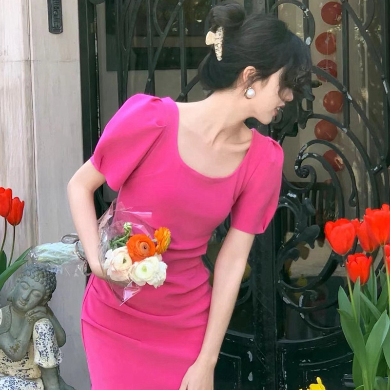 فستان نسائي لطيف ومزاج أنيق على شكل حقيبة الورك